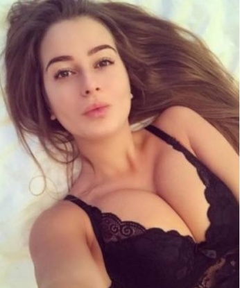 Услуги, которые я предоставляю, превзойдут все твои ожидания. 😏 С мной ты сможешь окунуться в мир страсти и наслаждения, позволив моим нежным рукам и губам разбудить все твои скрытые желания. Люблю создавать комфортную и расслабляющую обстановку, чтобы ты полностью растворился в моменте нашей интимной встречи. 🌟 Мои клиенты оставляют самые лестные отзывы обо мне, отмечая мою красоту, нежность и профессионализм. Убедись, заглянув на мои фотографии, и ты поймешь, что я дарю множество возможностей для путешествия по безграничному океану наслаждения. 🌊💫 Позвони мне и окунись со мной в самые сокровенные фантазии – я жду тебя в Москве! 😉🌹 Кира